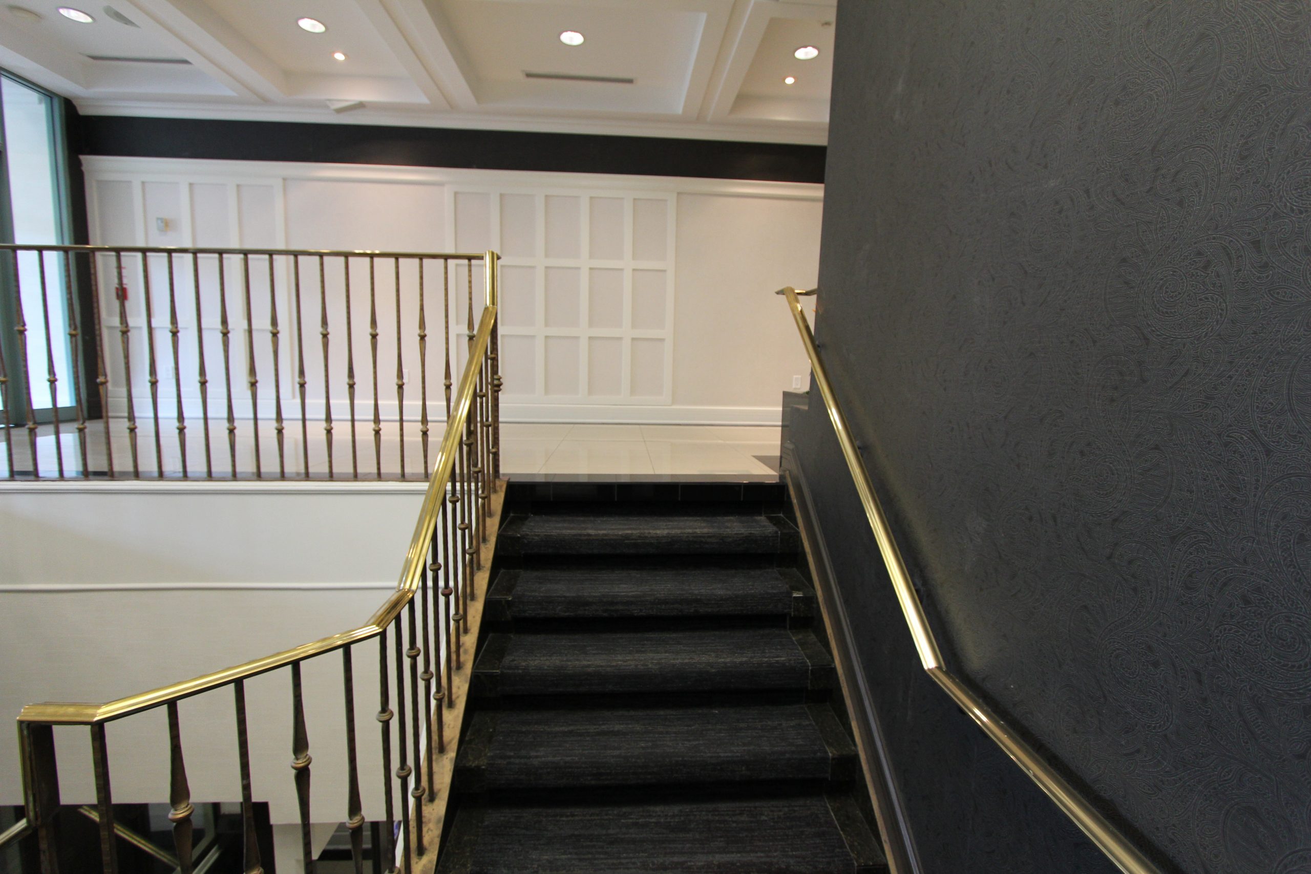 Wallpanels Project: 123 OMNI DRIVE