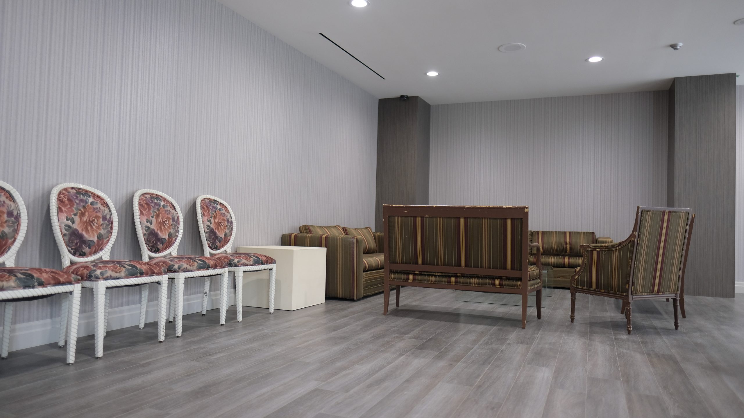 Wallpanels Project: 175 BAMBURGH AVENUE